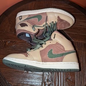 Nike Jordan 1 Army